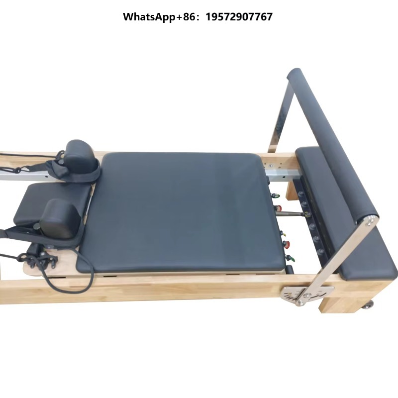 Yoga Health & Fitness Centre - Macchina Pilates Reformer in Legno di