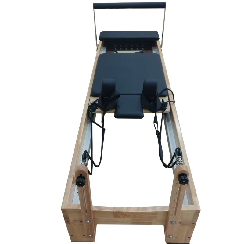 Macchina Pilates Reformer in L - Yoga Health & Fitness Centre recensione e prezzo